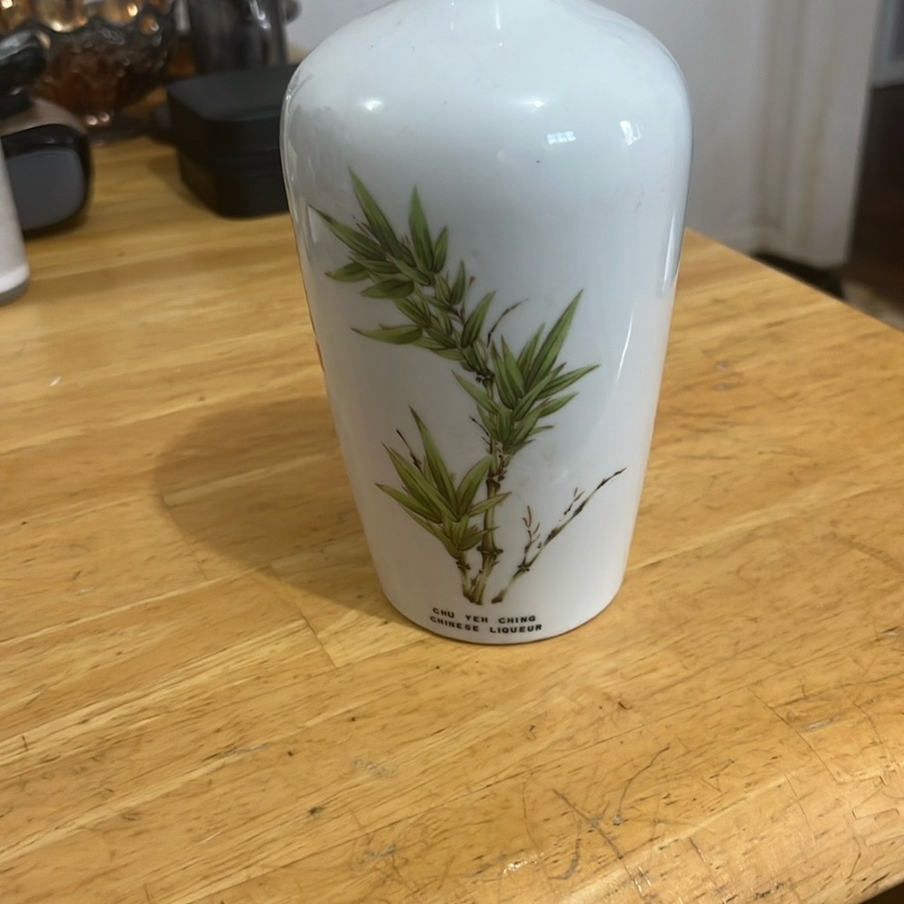 Vintage Chu Yeh  Ching Chinese Liqueur Liquor Bottle 7”